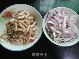 辣炒鱿鱼的做法步骤：3