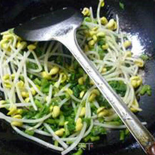 雪菜炒黄豆芽的做法步骤：6