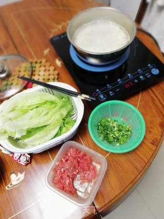 牛肉鸡蛋汤面的做法步骤：3