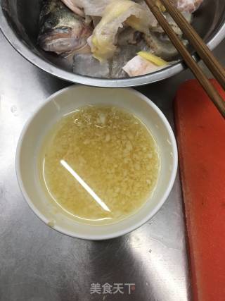 蒜蓉粉丝开边虾的做法步骤：1