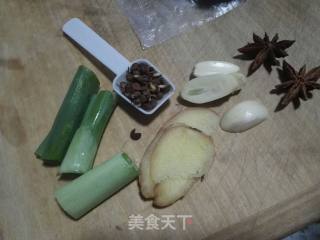 红烧平鱼的做法步骤：2