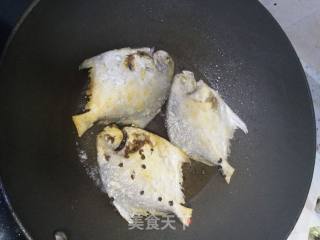 红烧平鱼的做法步骤：6