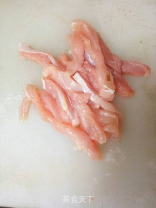 油麦菜鸡肉粥的做法步骤：1