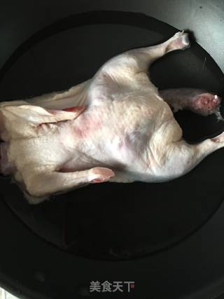 老鸭煲的做法步骤：3
