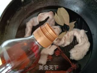 麻辣肥肠的做法步骤：4