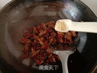 麻辣肥肠的做法步骤：17