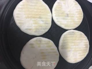 洋葱牛肉馅饼的做法步骤：11