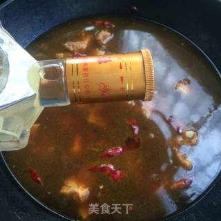 排骨烧土豆的做法步骤：5