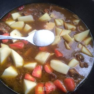 排骨烧土豆的做法步骤：7