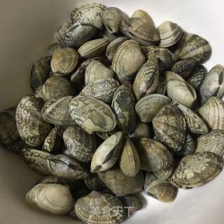 爆炒花甲的做法步骤：4