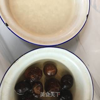 香菇板栗瘦肉粥的做法步骤：1