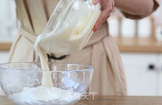 平底锅就能做的超快手pancake，吃一口幸福感爆棚~的做法步骤：11