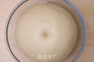 北海道肉松吐司的做法步骤：7