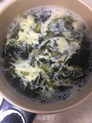 紫菜蛋花汤的做法步骤：7