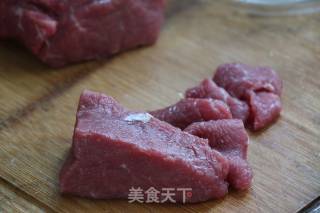 牛肉披萨的做法步骤：2