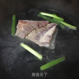 脆皮烧肉的做法步骤：3