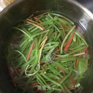 凉拌双丝的做法步骤：6