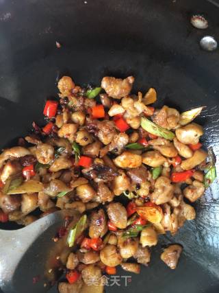 辣椒炒鸡肉的做法步骤：17