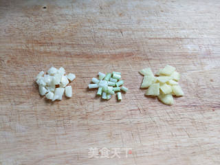 鲜菇瘦肉汤的做法步骤：3