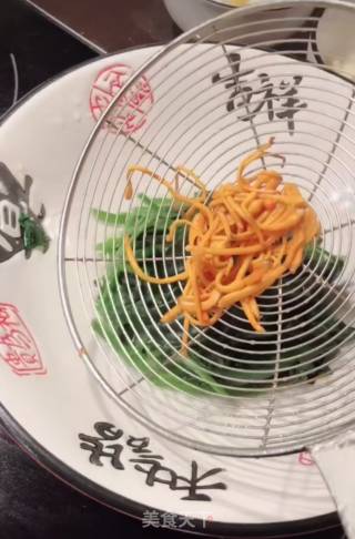 上汤菠菜的做法步骤：8