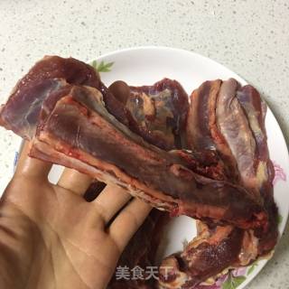 牛腩炖萝卜的做法步骤：2