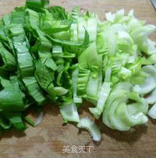 香菇青菜炒年糕的做法步骤：5