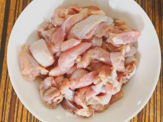 番茄鸡肉盖饭的做法步骤：1