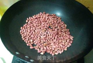 花生酥的做法步骤：1
