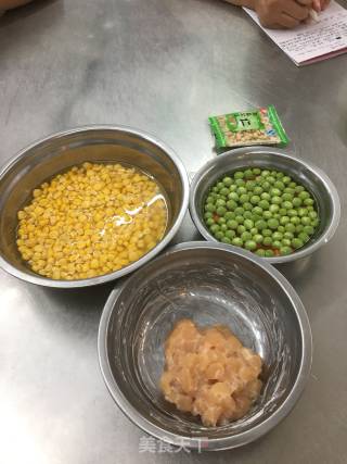 松子玉米的做法步骤：1