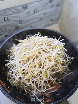 素炒绿豆芽的做法步骤：5