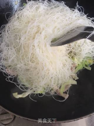 炒新竹米粉的做法步骤：8