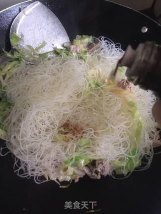 炒新竹米粉的做法步骤：9