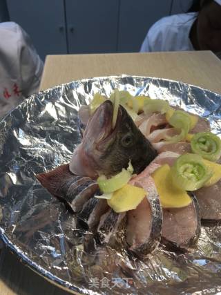 孔雀开屏鱼的做法步骤：2