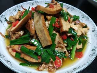韭菜香干炒肉的做法步骤：10
