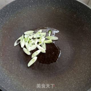 炒芹菜的做法步骤：3