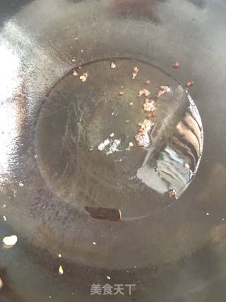 芹菜木耳炒鸡蛋的做法步骤：6