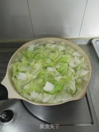 白菜木耳炒香菇的做法步骤：3
