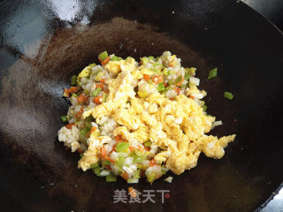 时蔬蛋炒饭的做法步骤：10