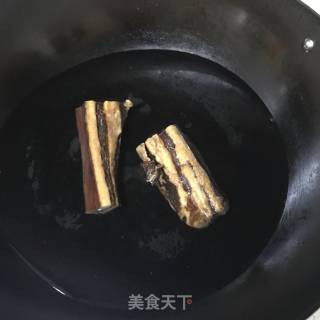 花菜炒腊肉的做法步骤：4