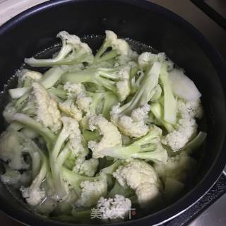花菜炒腊肉的做法步骤：8