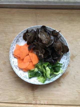 焦溜丸子（简易版）的做法步骤：1