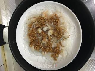 蒜蓉粉丝蒸扇贝肉的做法步骤：9