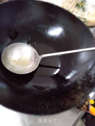 锅贴的做法步骤：3