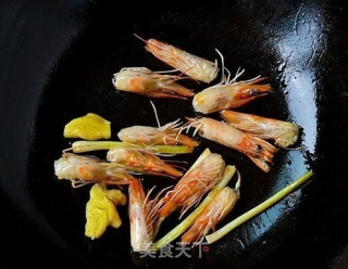 ​ ​​​​虾仁冬瓜汤的做法步骤：5