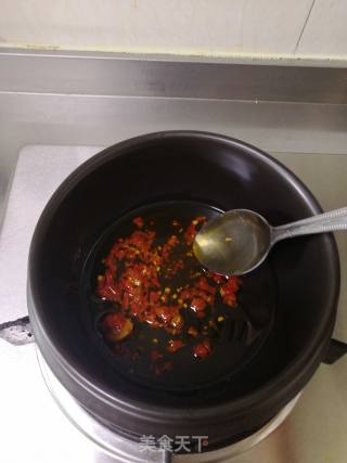 辣白菜豆腐锅的做法步骤：4