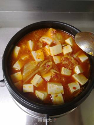 辣白菜豆腐锅的做法步骤：7
