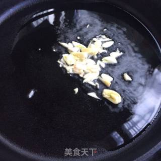 蒜苗炒豆皮的做法步骤：3