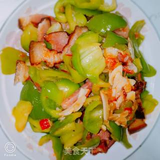 青椒炒腊肉的做法步骤：9