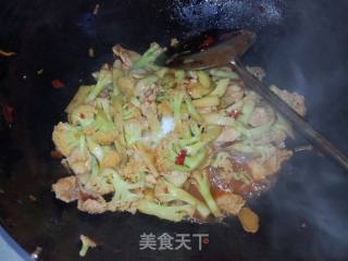 红油酱香菜花的做法步骤：12
