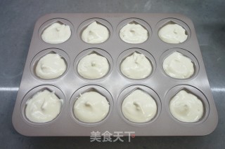 巧克力酱淋面栗子形蛋糕的做法步骤：9
